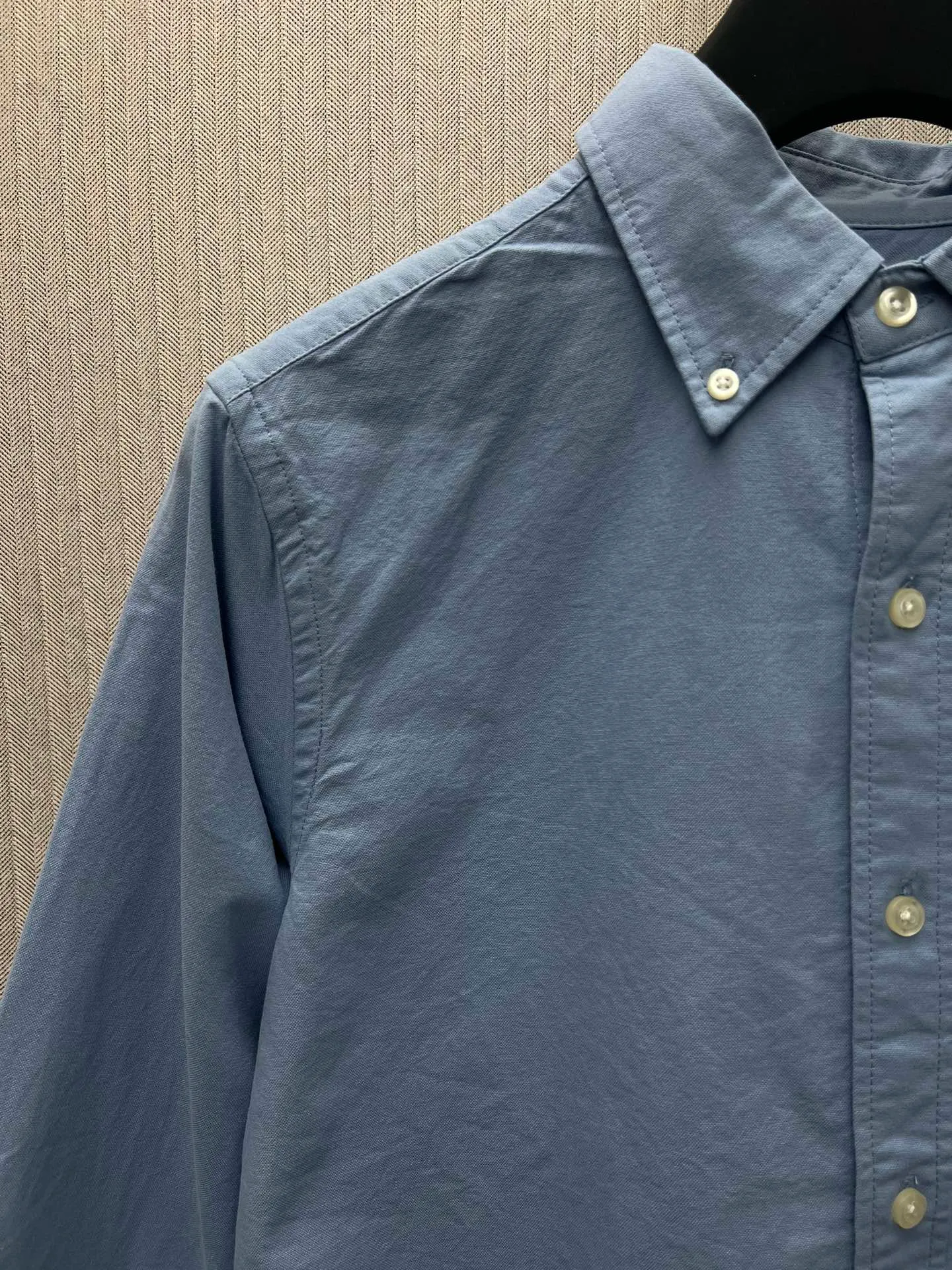 P430 Polo 25ss new solid color logo embroidered buttoned long-sleeved shirt men's high version code number: XS.S.M.L.XL.